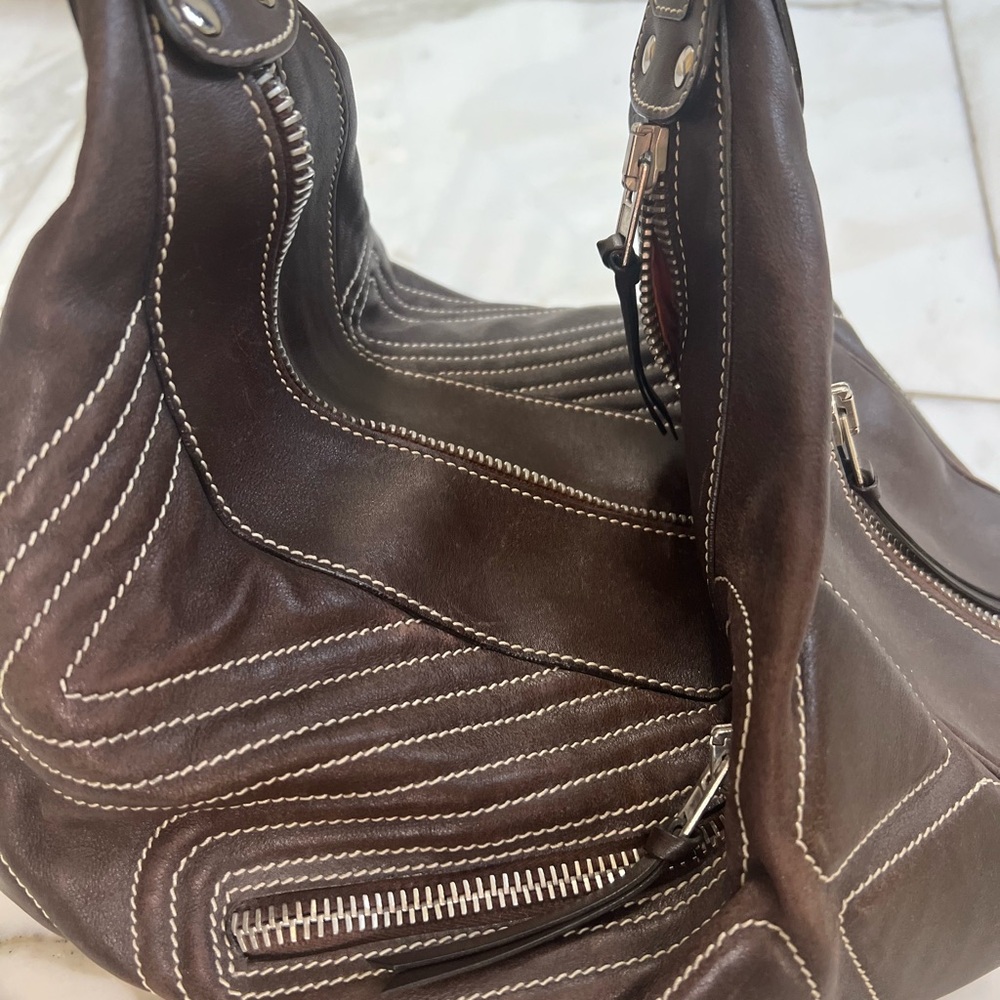 Tods vintage purse stunning!